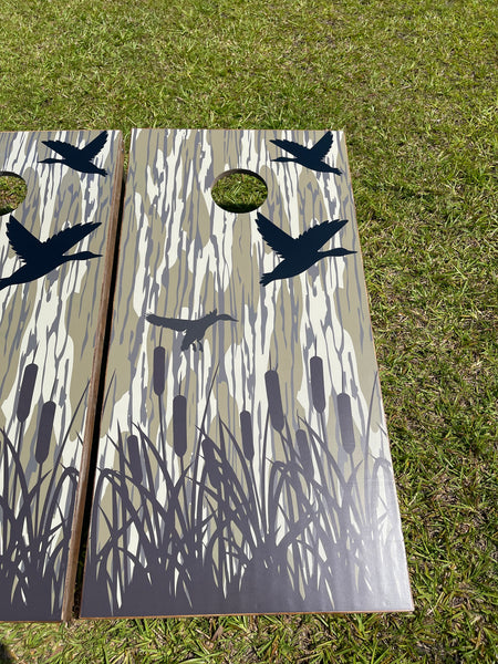 Bottomland Duck Hunting Cornhole Set With Bean Bags